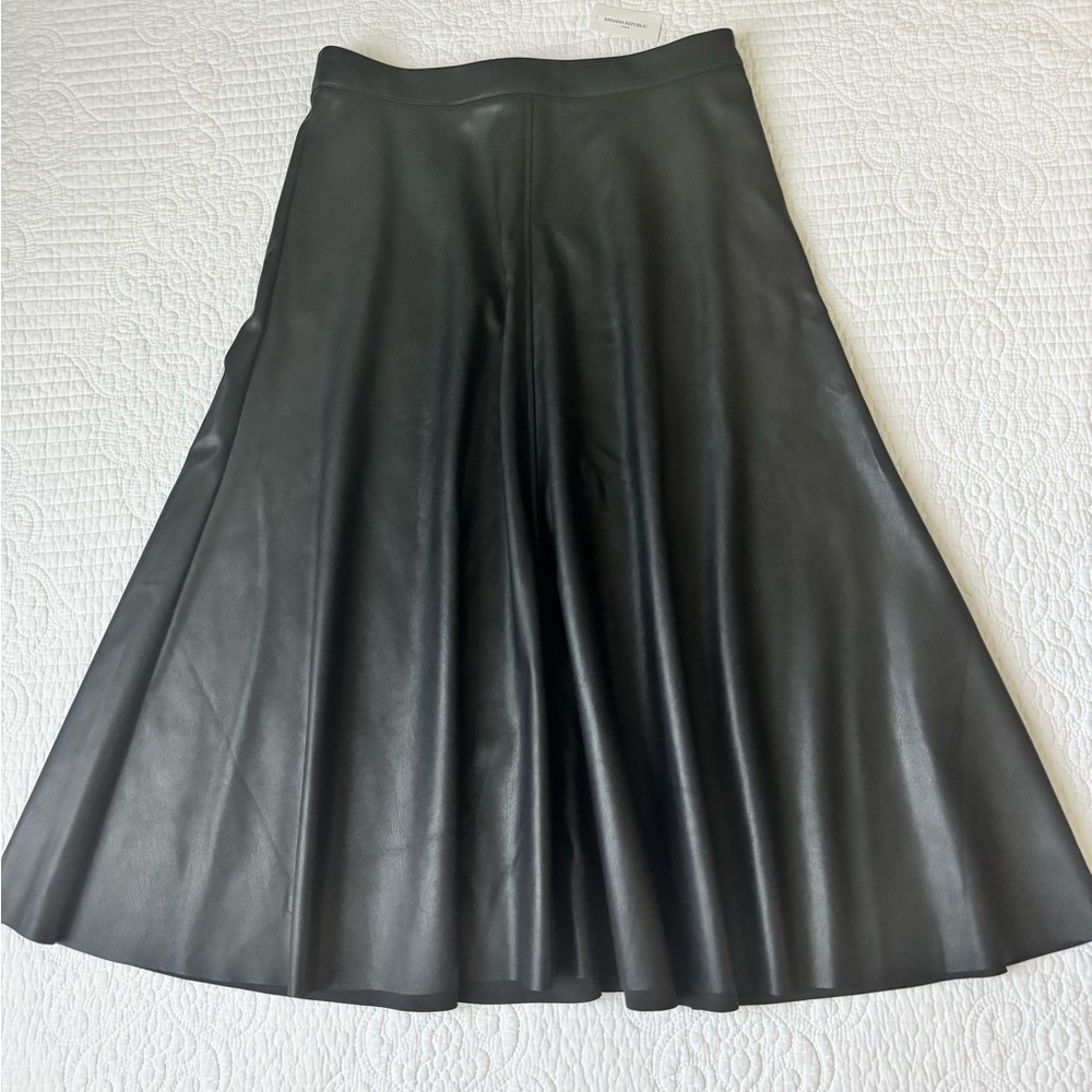 Banana Republic Black Midi A-Line Skirt.